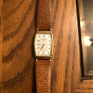 Men’s classic tank style, Gruen Watch Brown Leather band Excellent cond.